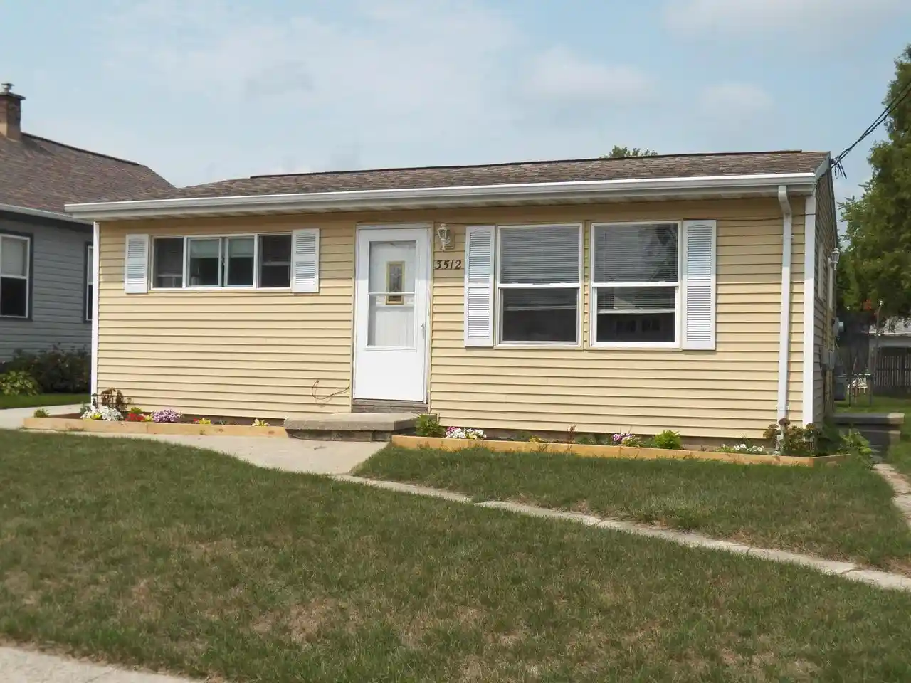 1st image of 3512 Division Street Street, Manitowoc, WI 54220 | MLS# 1976004