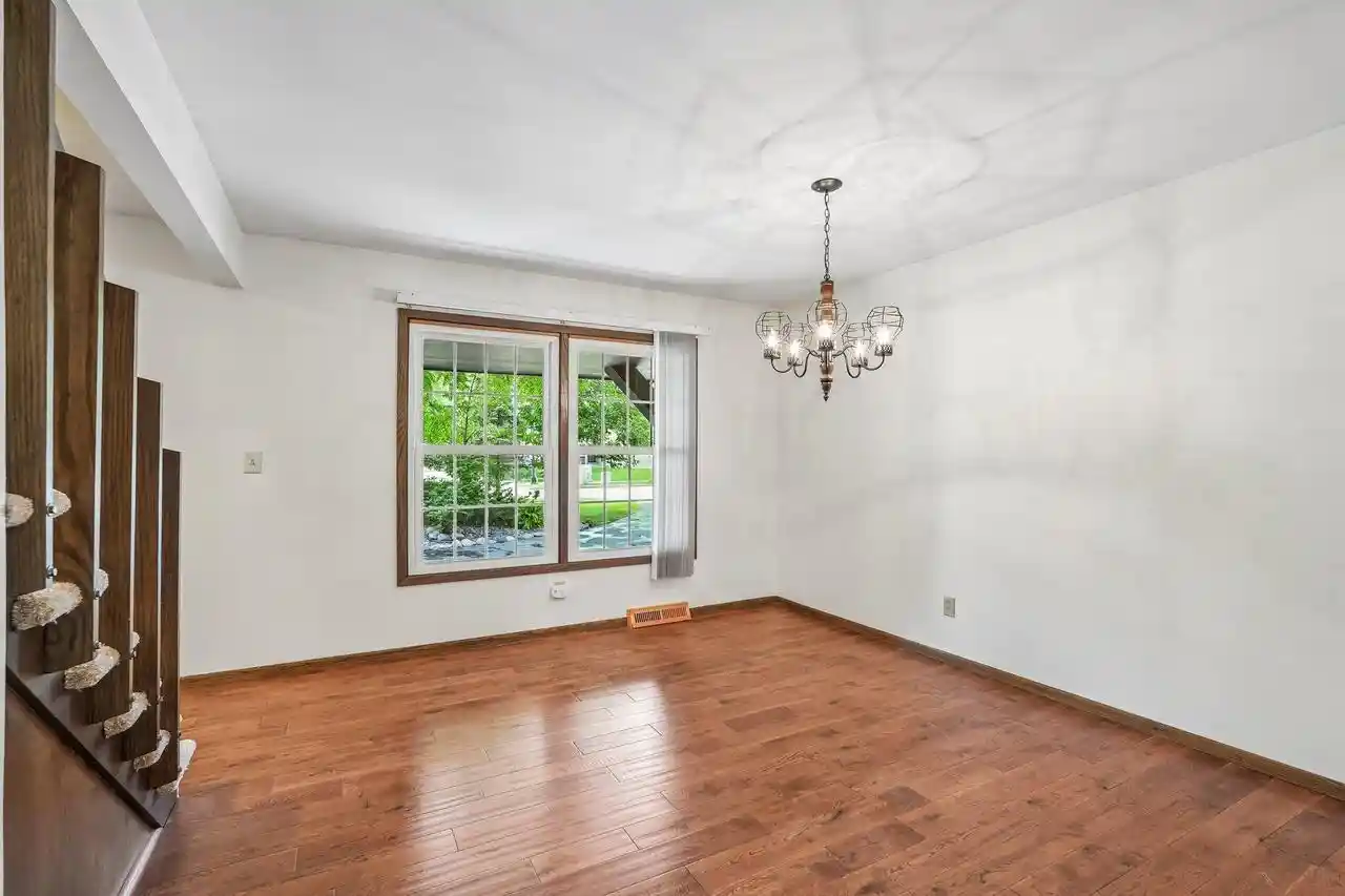 4th image of 5360 S 43Rd Street Street, Milwaukee, WI 53220 | MLS# 1976013
