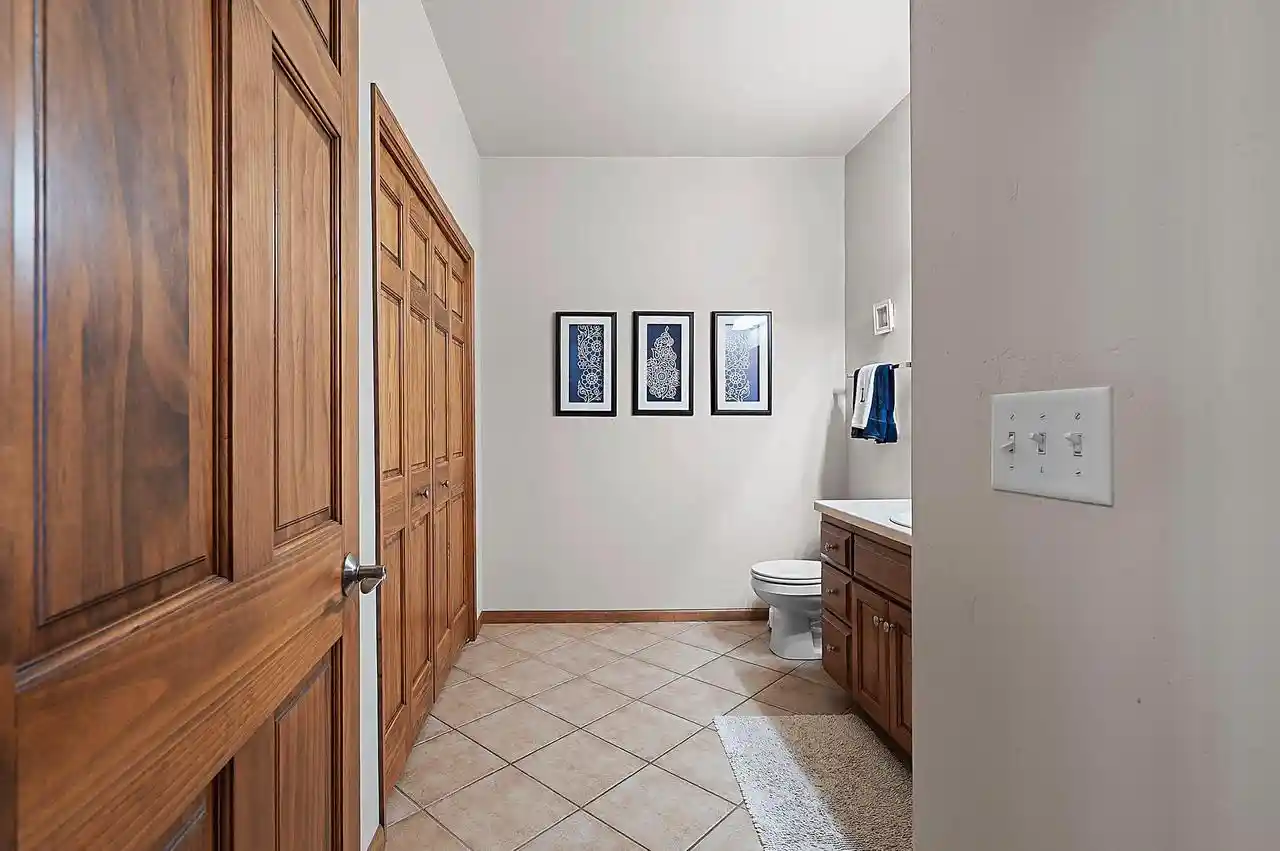 2nd image of 1693 Main Cir Cir, De Pere, WI 54115