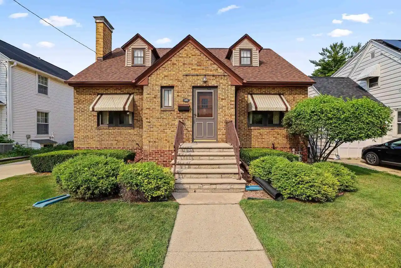 1st image of 1146 Dousman Street Street, Green Bay, WI 54303 | MLS# 50330953