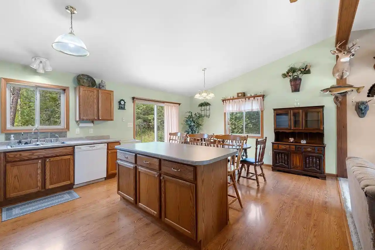 5th image of 5808 Lade Beach Road Road, Little Suamico, WI 54141 | MLS# 50330962