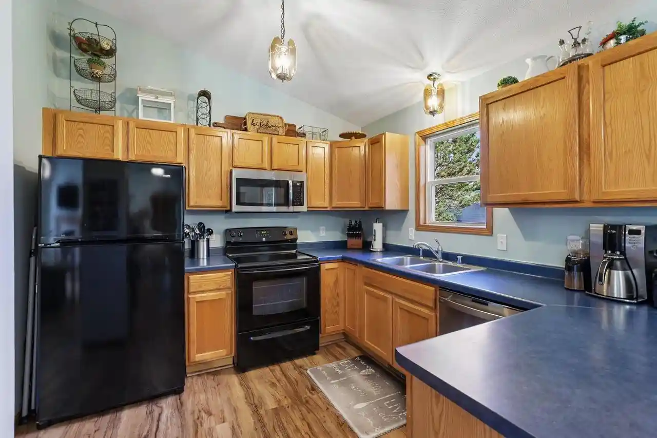 Photo 4 of Single family home for sale at 606 Garfield Avenue Avenue, Evansville, WI 53536 | MLS# 2030399 | Listing updated on 2026-10-05