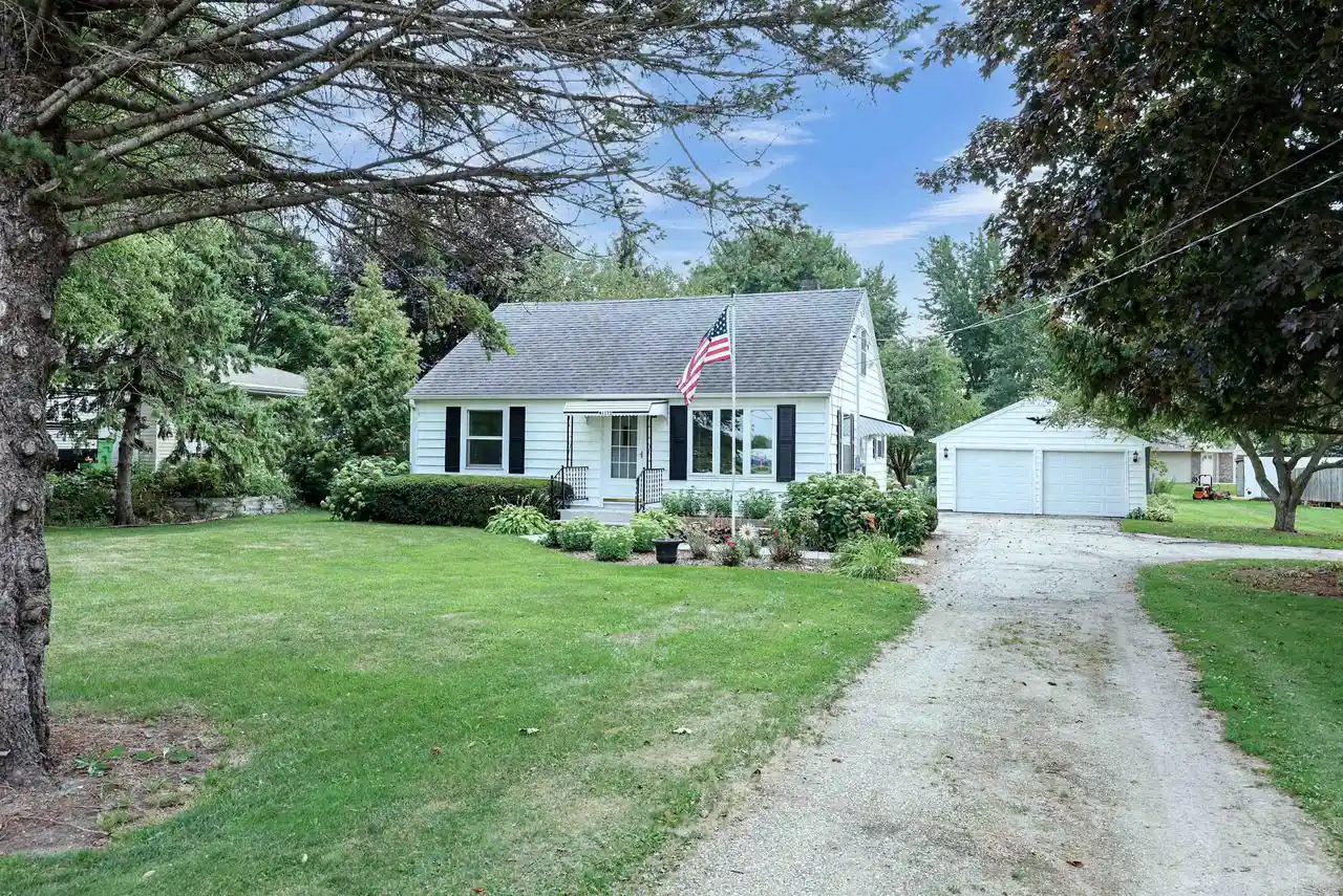 Photo 1 of Single family home for sale at W6273 Old Hwy Road Road, Menasha, WI 54952 | MLS# 50330942 | Listing updated on 2026-09-14