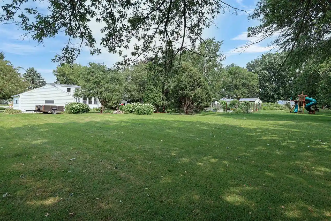 Photo 2 of Single family home for sale at W6273 Old Hwy Road Road, Menasha, WI 54952 | MLS# 50330942 | Listing updated on 2026-09-14
