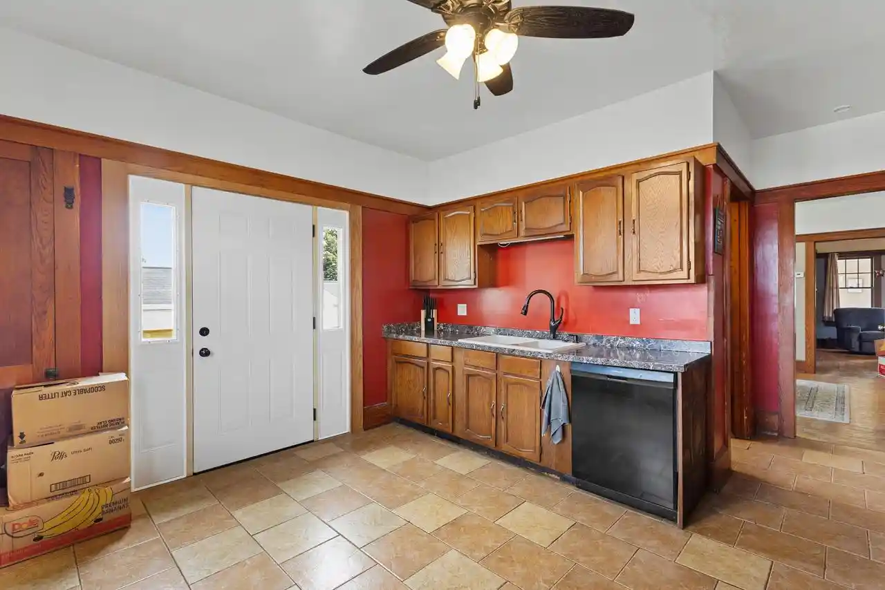 3rd image of 521 Miller Street Street, Kewaunee, WI 54216 | MLS# 50330891