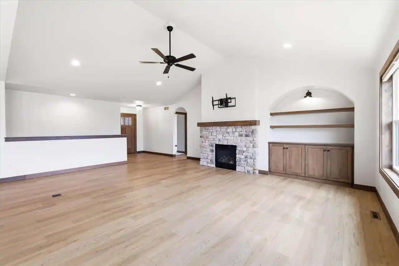 39th image of 8372 St Norbert Dr Dr, Neenah, WI 54956 | MLS# 50330932