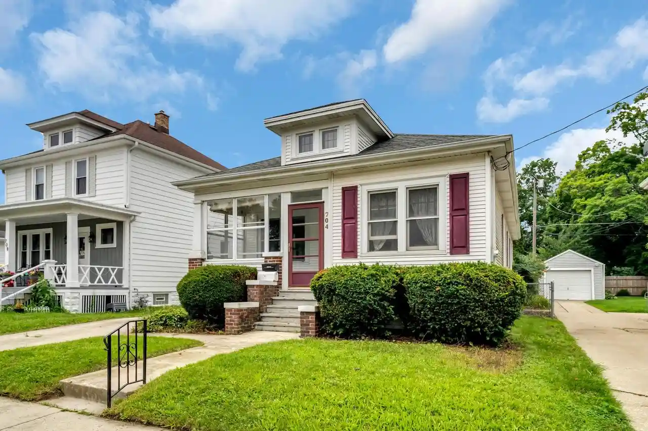 Photo 1 of Single family home for sale at 704 Belmont Avenue Avenue, Racine, WI 53405 | MLS# 1976027 | Listing updated on 2026-09-20