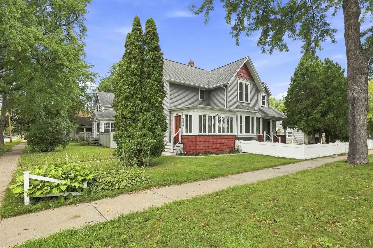 Photo 1 of Single family home for sale at 1102 W Lawrence Street Street, Appleton, WI 54914 | MLS# 50330963 | Listing updated on 2026-09-22
