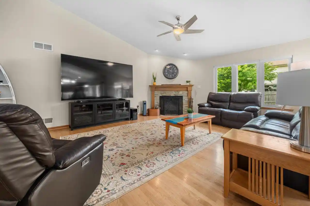 2nd image of 9407 S 33rd Street Street, Franklin, WI 53132 | MLS# 1976030