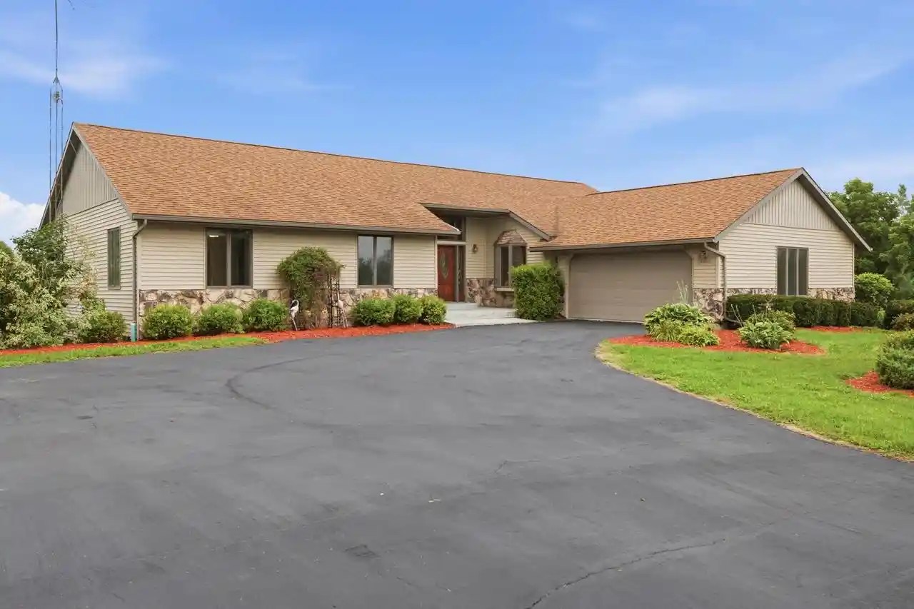 1st image of 8732 Cth T, Whitelaw, WI 54247 | MLS# 1976029
