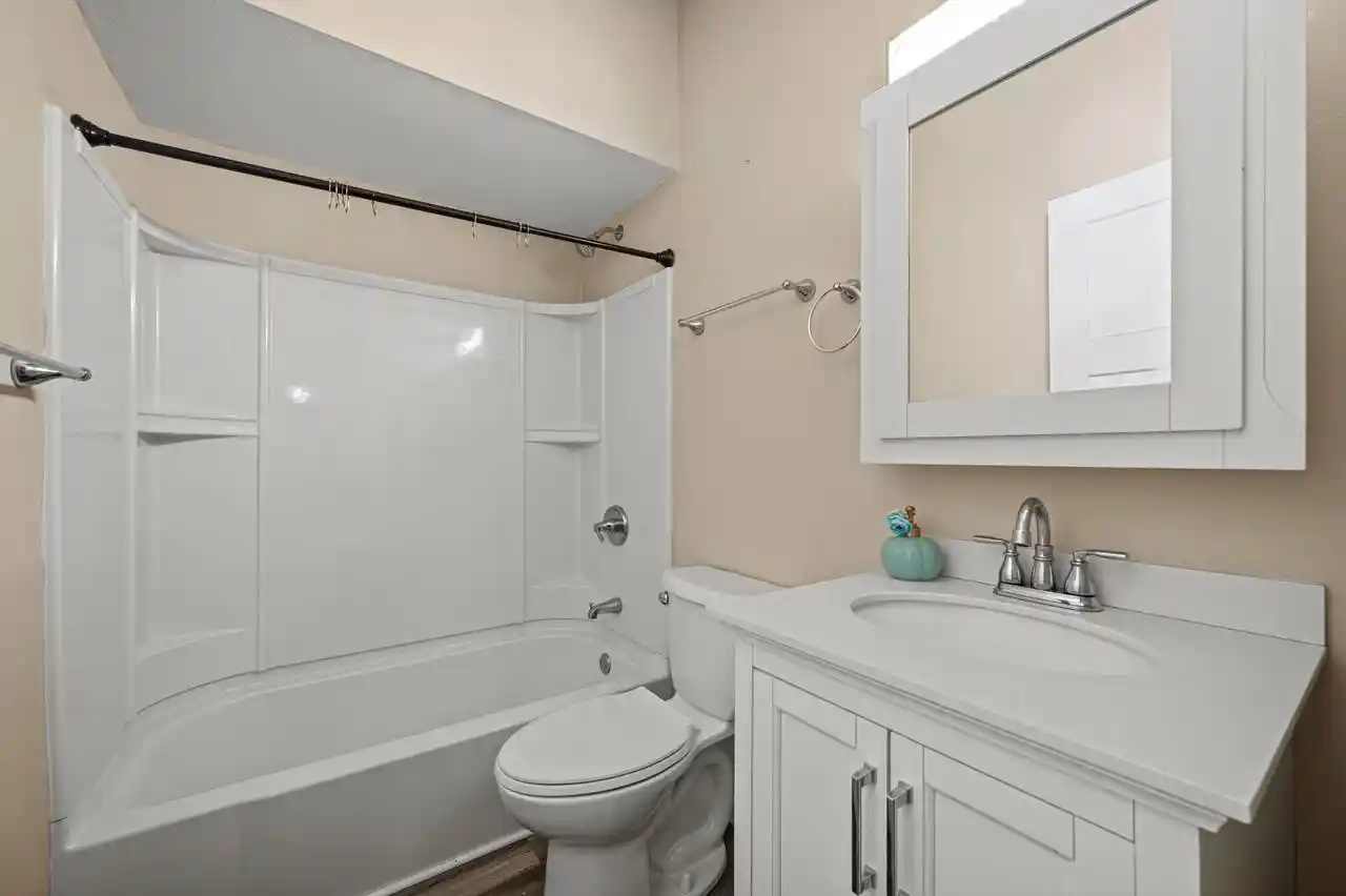2nd image of 100 Main Street Street #103, Pewaukee, WI 53072 | MLS# 1976038