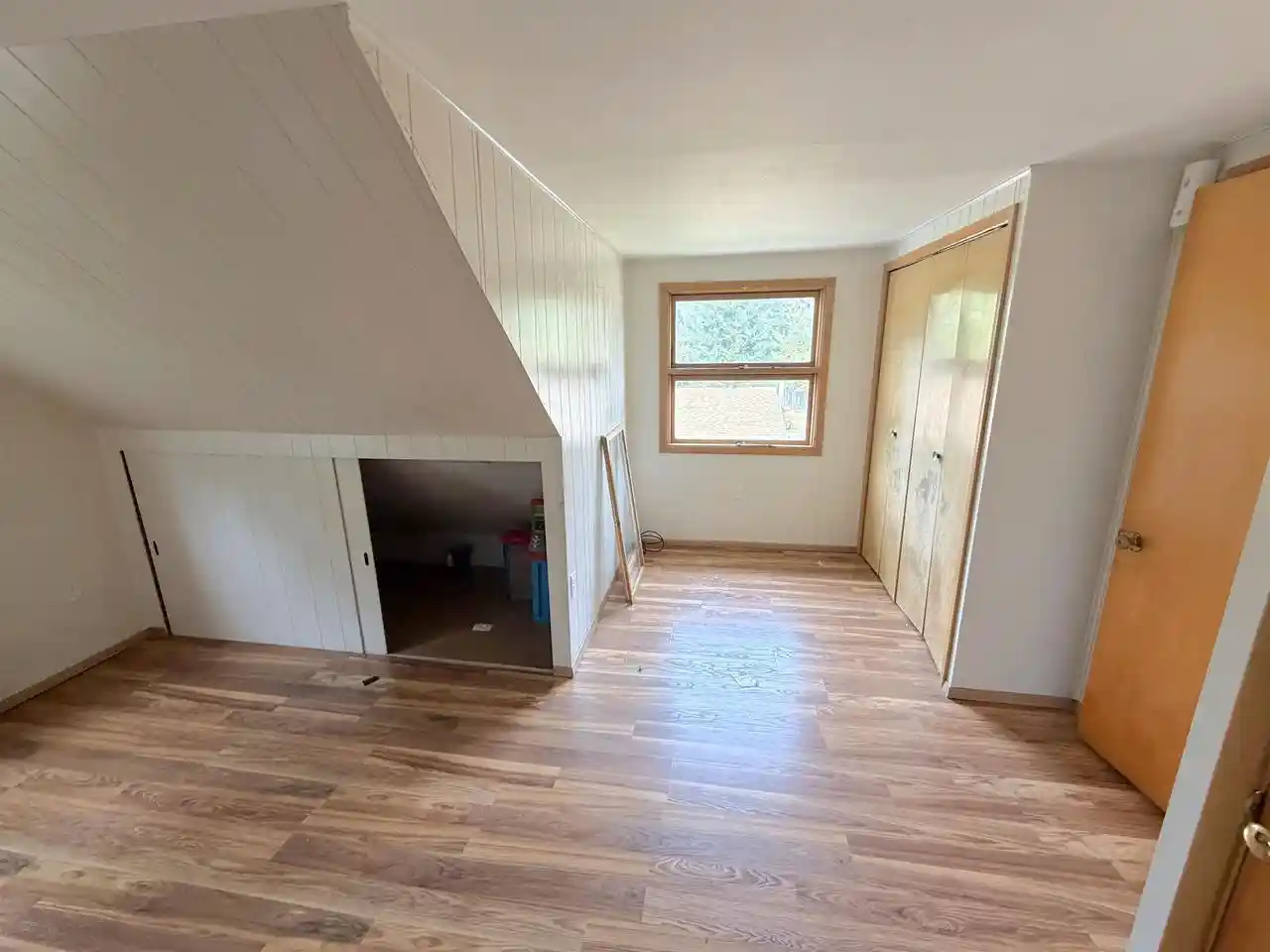 Photo 3 of Sale Pending at 124 Highview Parkway Parkway, Rhinelander, WI 54501 | MLS# 2030434 | Listing updated on 2026-08-14