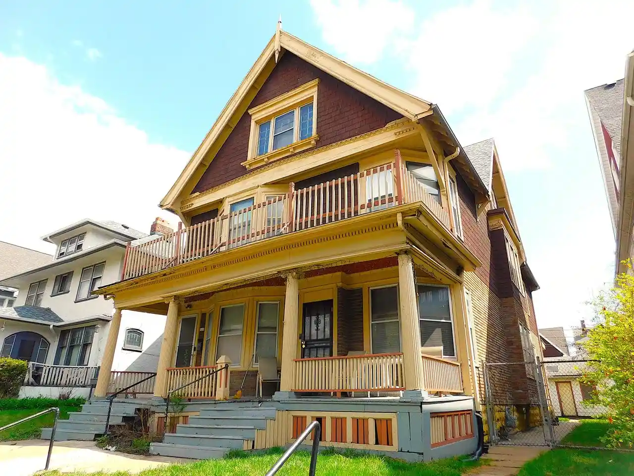 Photo 1 of Multi family home for sale at 526 N 32nd Street Street #528, Milwaukee, WI 53208 | MLS# 1976045 | Listing updated on 2026-09-14