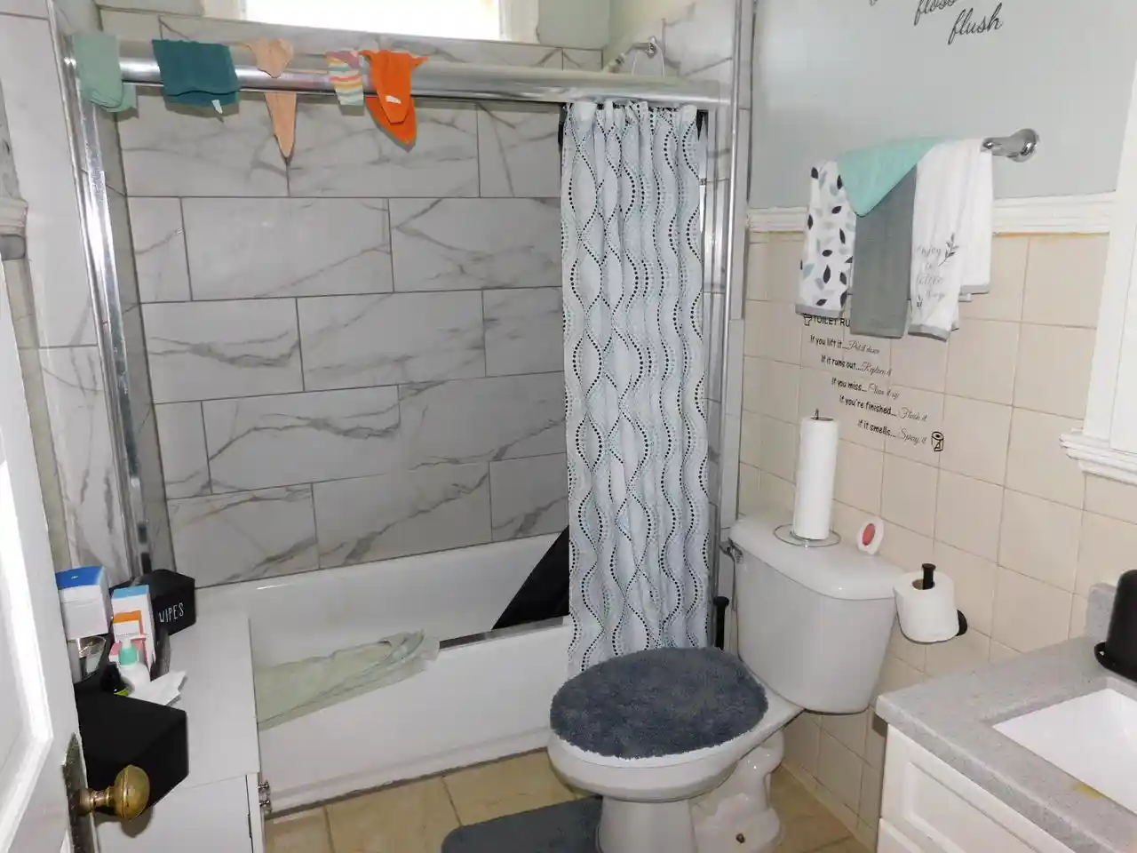 Listing Photo 4 - Condo for sale in building located at 526 N 32nd St St, Milwaukee, WI 53208 - Unit #528