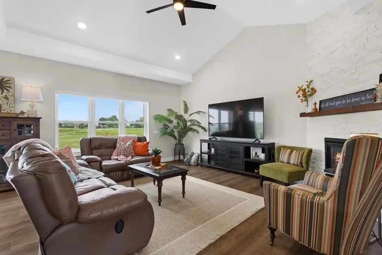 Photo 2 of Single family home for sale at 2971 S Weiler Road Road, Kaukauna, WI 54130 | MLS# 50330973 | Listing updated on 2026-09-02