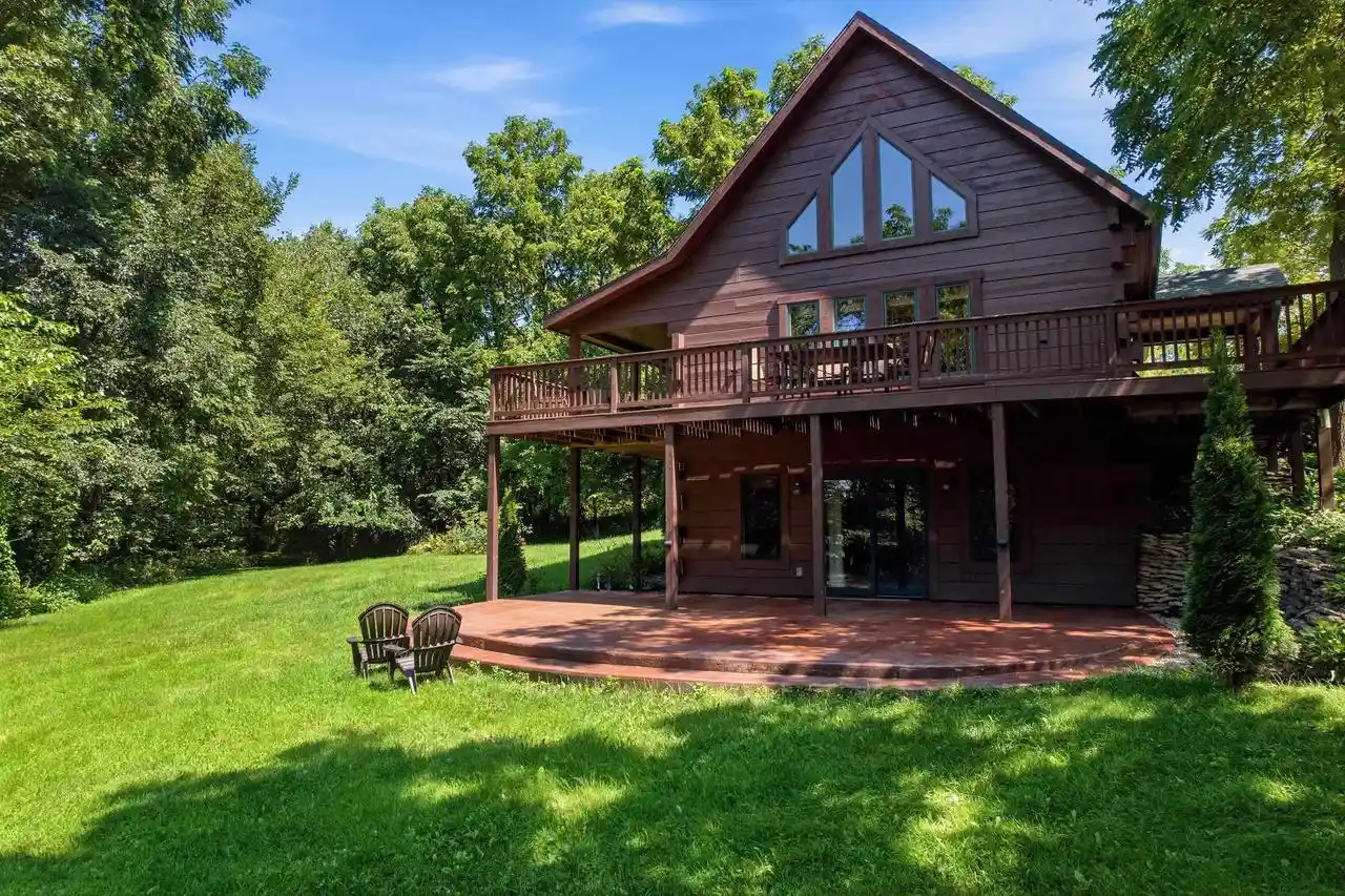 1st image of 35103 Nature Lane Lane, Prairie Du Chien, WI 53821 | MLS# 2030433
