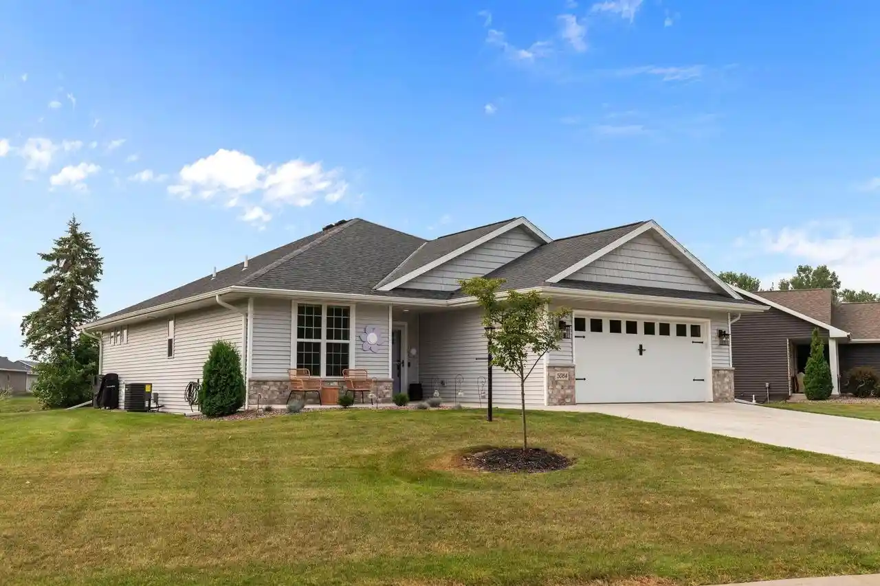 1st image of 5084 N Milkweed Trail Trail, Appleton, WI 54913 | MLS# 50330978