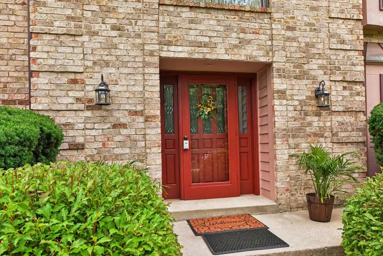 2nd image of 2130 Derrin Lane Lane, Brookfield, WI 53045 | MLS# 1976063
