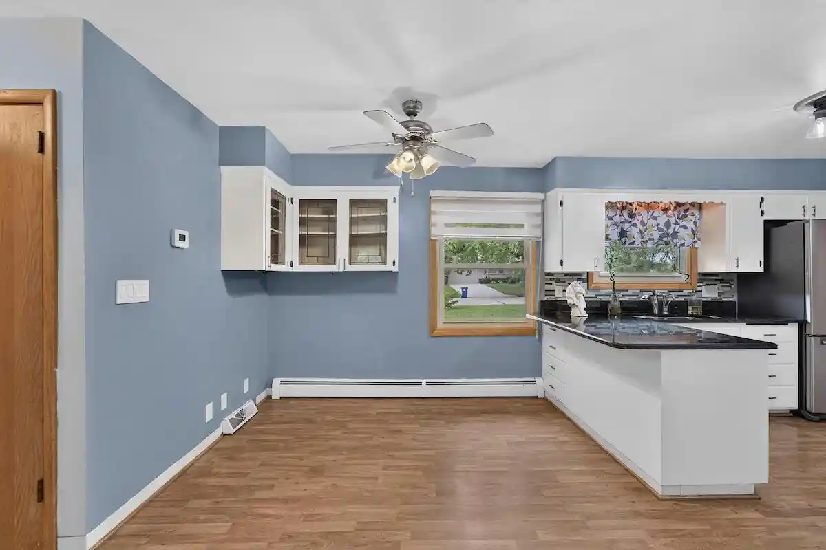 Photo 2 of Single family home for sale at 1225 N Osborne Boulevard Boulevard, Racine, WI 53405 | MLS# 1976072 | Listing updated on 2026-09-20