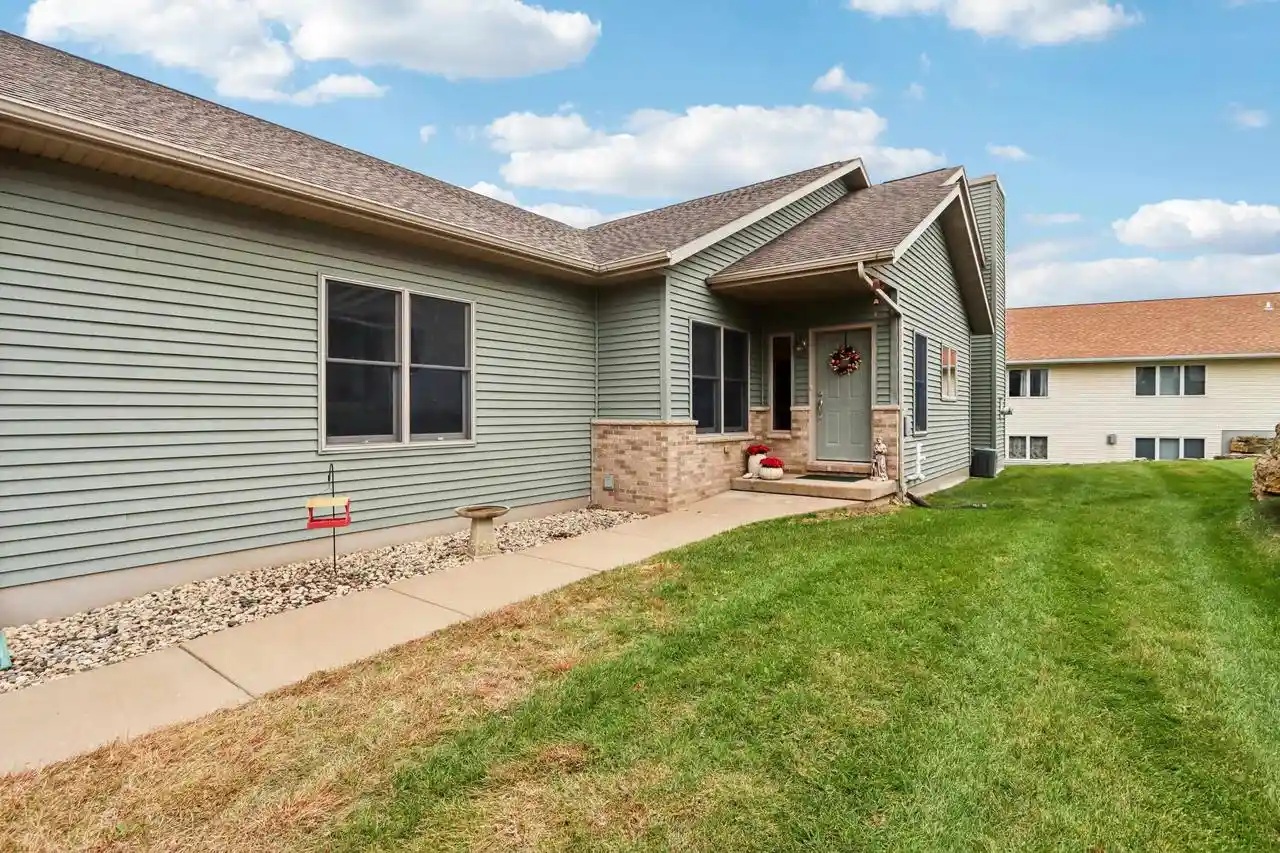 1st image of 113 Jennifer Circle Circle, Mount Horeb, WI 53572 | MLS# 2030449