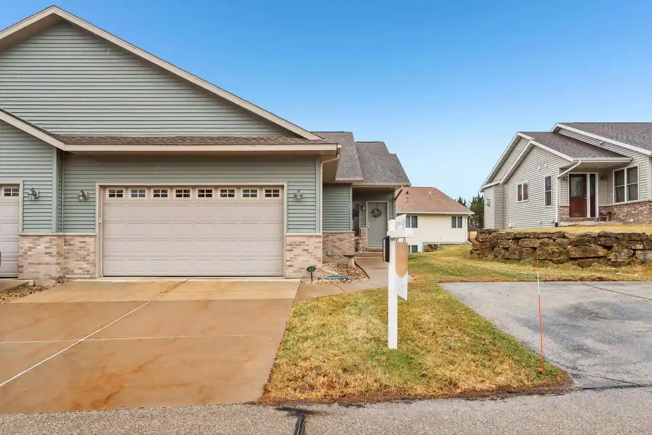 3rd image of 113 Jennifer Circle Circle, Mount Horeb, WI 53572 | MLS# 2030449