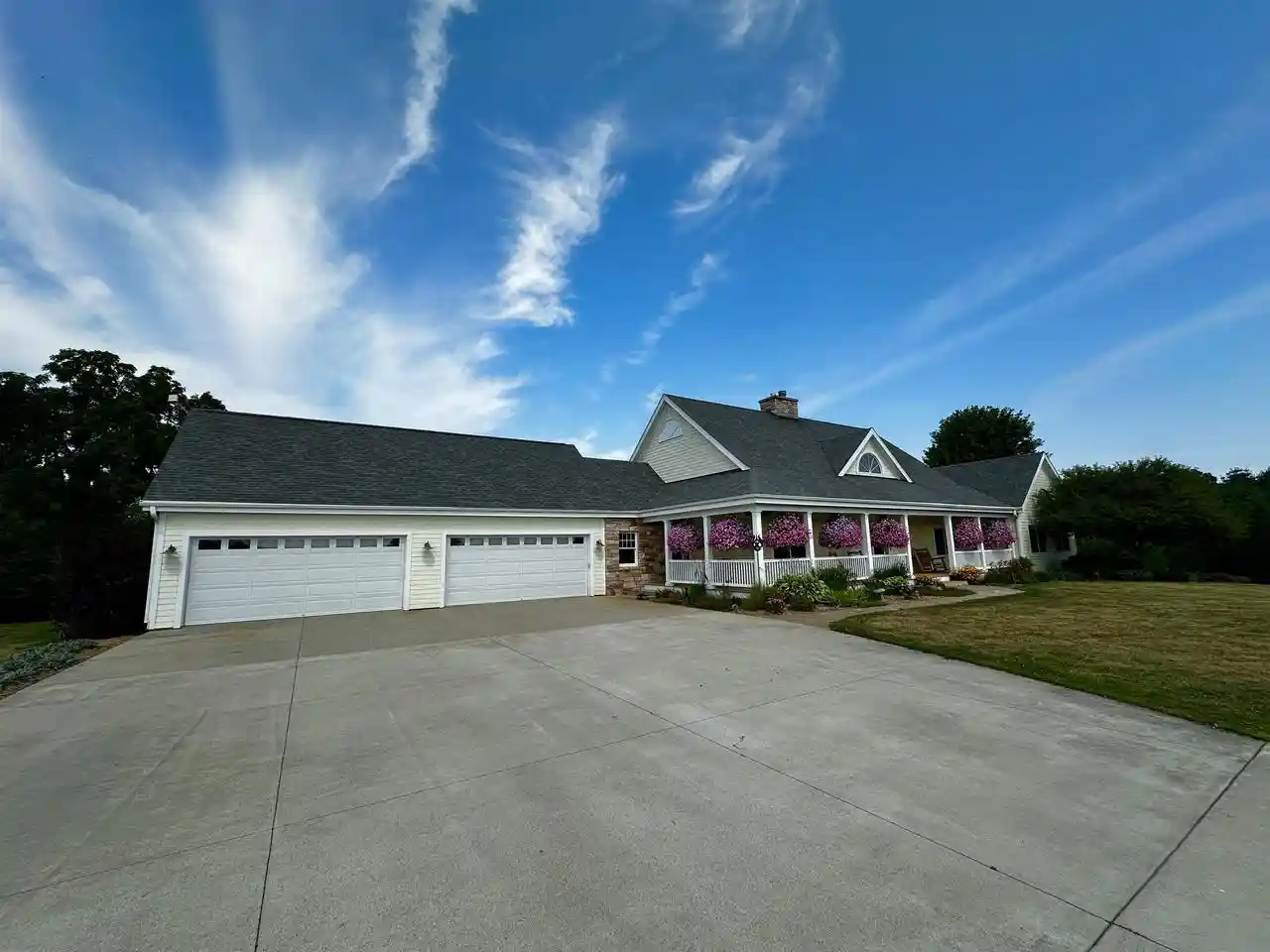 Photo 4 of Sale Pending at N11565 Lakeland Road Road, Waupun, WI 53963 | MLS# 2030458 | Listing updated on 2026-10-06
