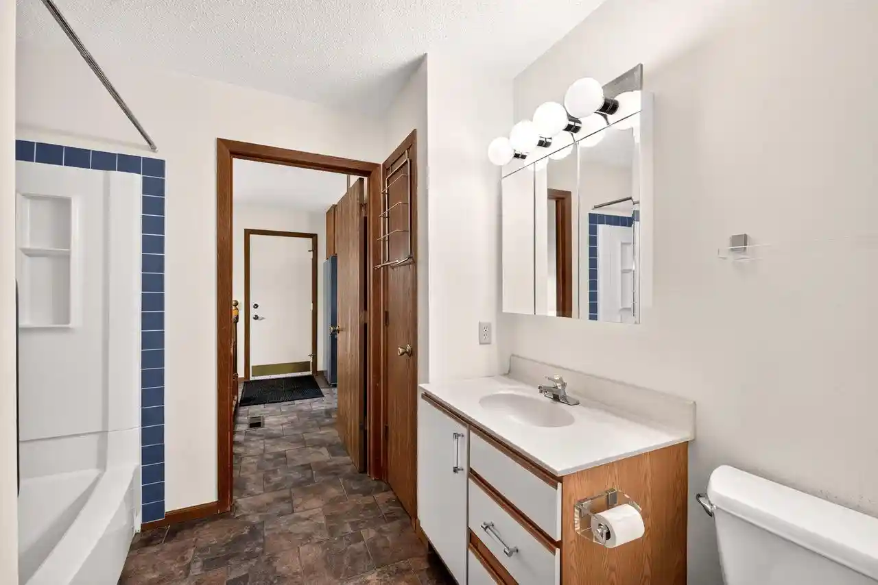 4th image of 3320 Solaris Lane Lane, La Crosse, WI 54601 | MLS# 1976090