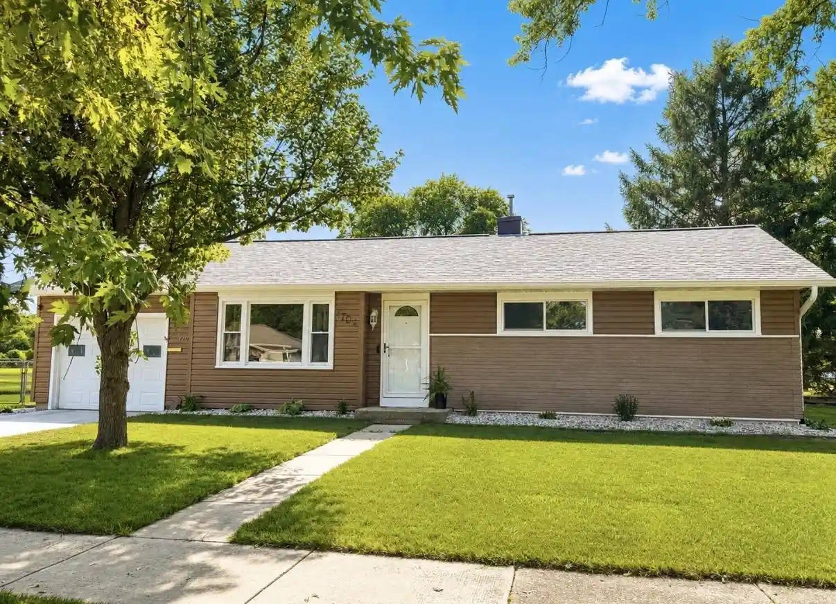1st image of 1704 Pershing Pl Pl, Janesville, WI 53546 | MLS# 2030459