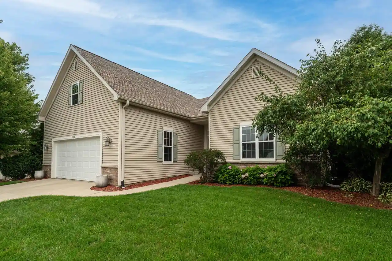 1st image of 1032 Juniper Lane Lane, Hartford, WI 53027 | MLS# 1976102