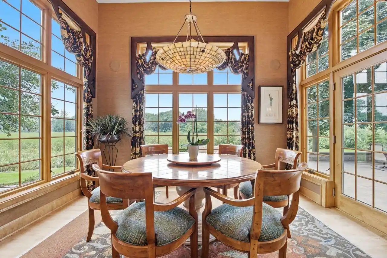 2nd image of 7520 S Kensington Way Way, Franklin, WI 53132 | MLS# 1976106
