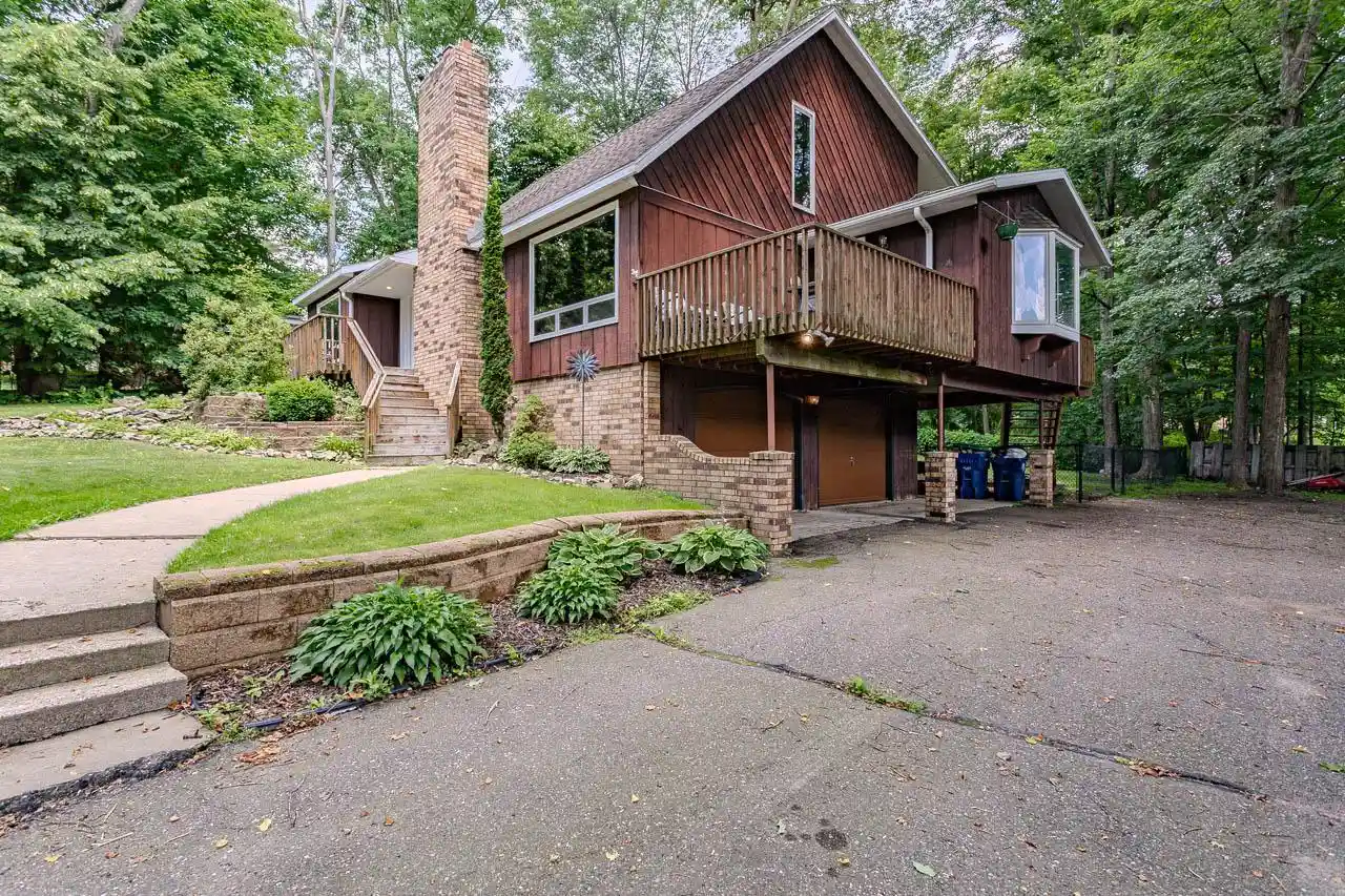 1st image of 3009 N 11th Street Street, Wausau, WI 54403 | MLS# 22603931