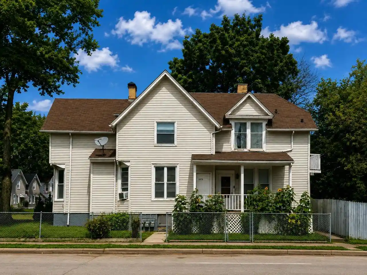 1st image of 1573 Packard Avenue Avenue, Racine, WI 53403 | MLS# 1976110