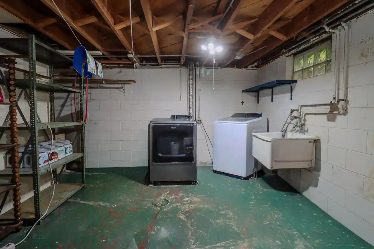Photo 4 of Single family home for sale at 3413 3Rd Avenue Avenue, Racine, WI 53402 | MLS# 1976116 | Listing updated on 2026-09-17