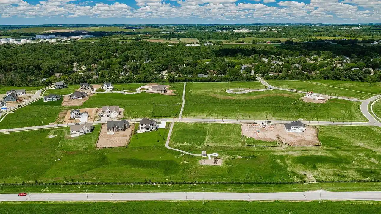 4th image of 10176 N Tundra Court Court #Lt73, Mequon, WI 53097 | MLS# 1975947