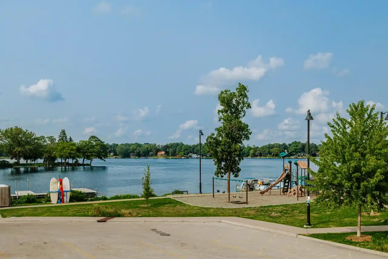 5th image of N56W36834 Lisbon Road Road, Oconomowoc, WI 53066 | MLS# 1976078