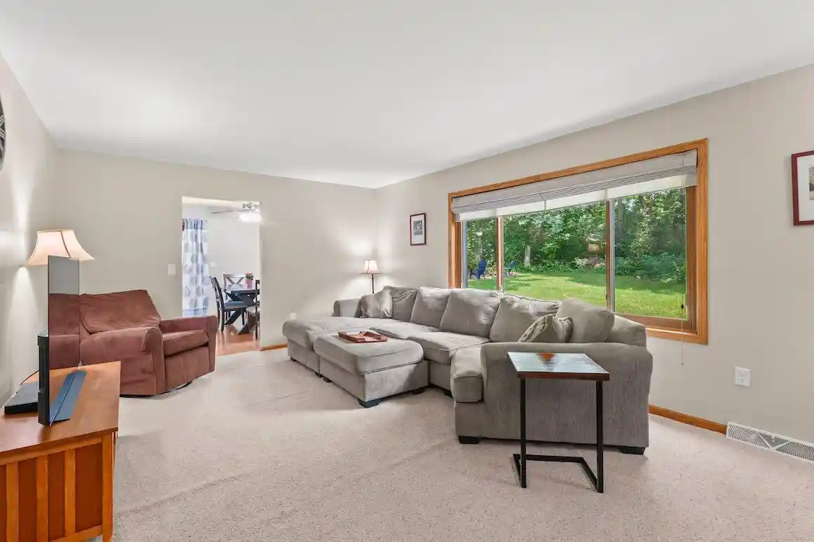 Photo 4 of Condo for sale at 126 N Lapham Peak Road Road, Delafield, WI 53018 | MLS# 1976132 | Listing updated on 2026-09-22