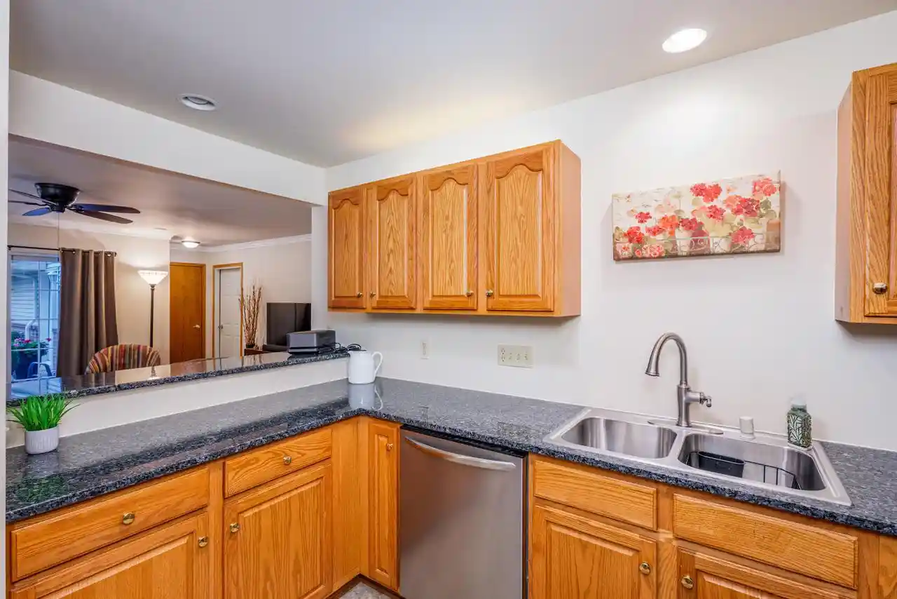 22nd image of 1270 Village Centre Dr Dr #1, Kenosha, WI 53144 | MLS# 1976134