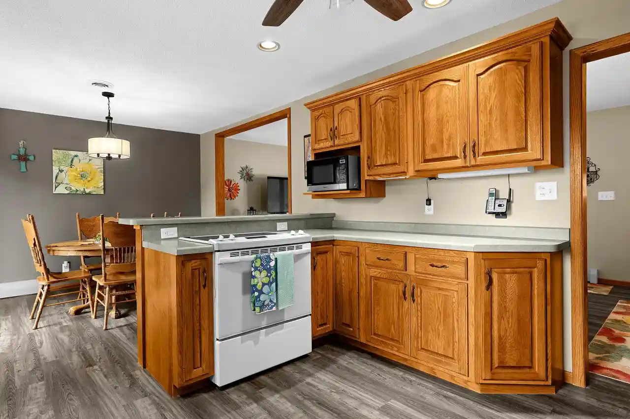 3rd image of 613 Dauphin Street Street, La Crosse, WI 54603 | MLS# 1976135