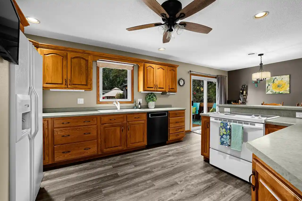 4th image of 613 Dauphin Street Street, La Crosse, WI 54603 | MLS# 1976135