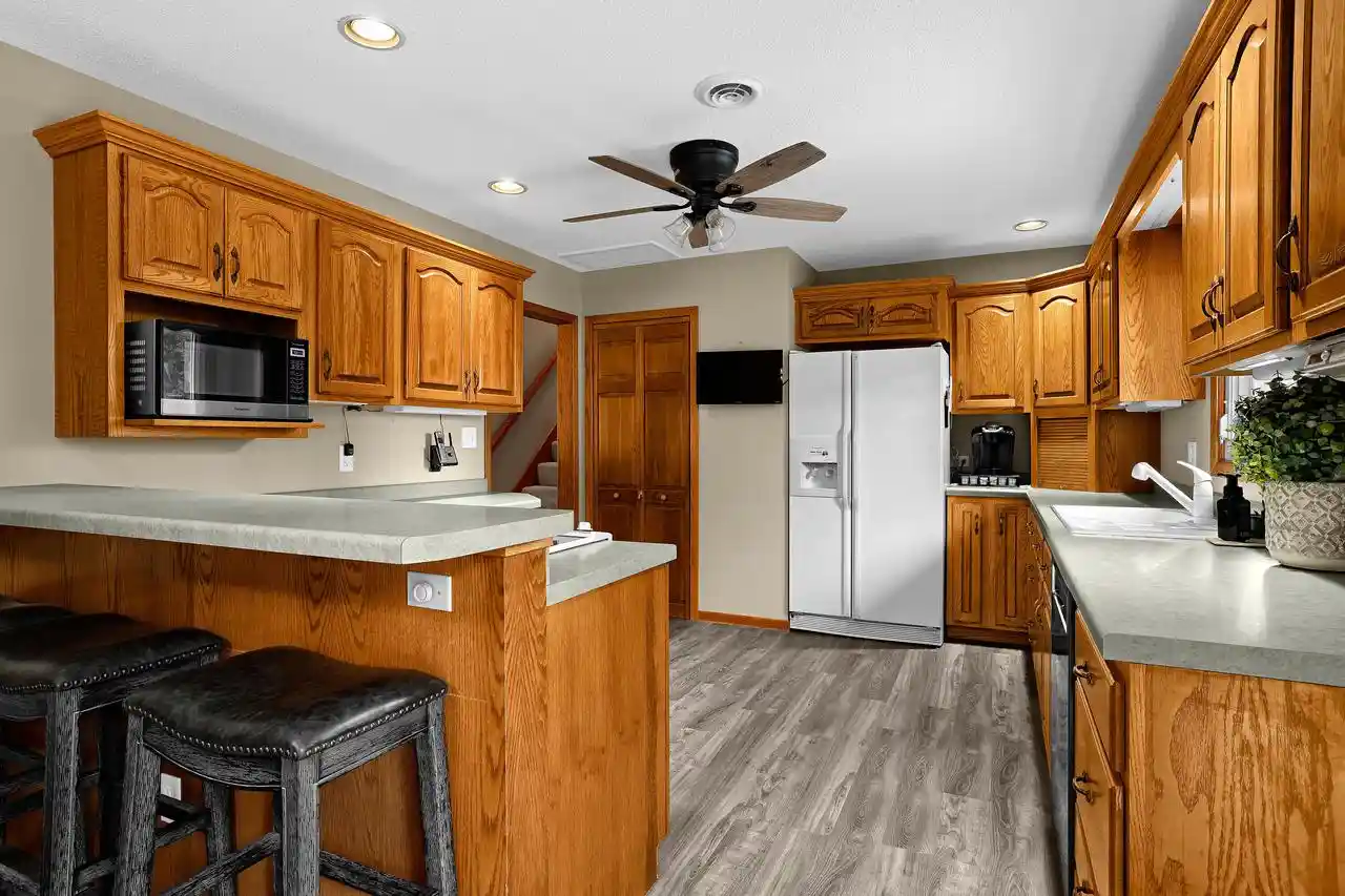 32nd image of 613 Dauphin Street Street, La Crosse, WI 54603 | MLS# 1976135