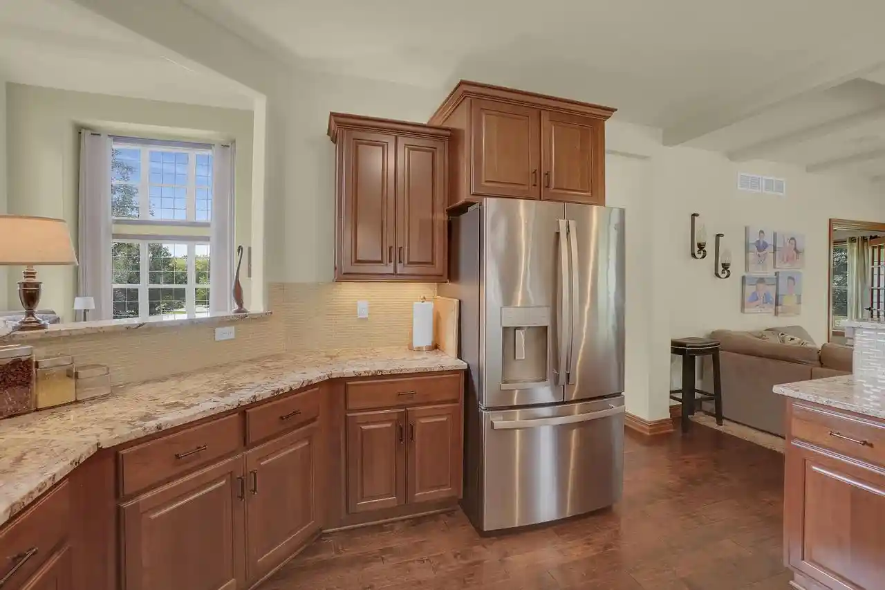 3rd image of W270N2468 Orchard Lane Lane, Pewaukee, WI 53072 | MLS# 1976140