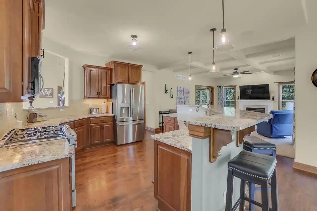 4th image of W270N2468 Orchard Lane Lane, Pewaukee, WI 53072 | MLS# 1976140