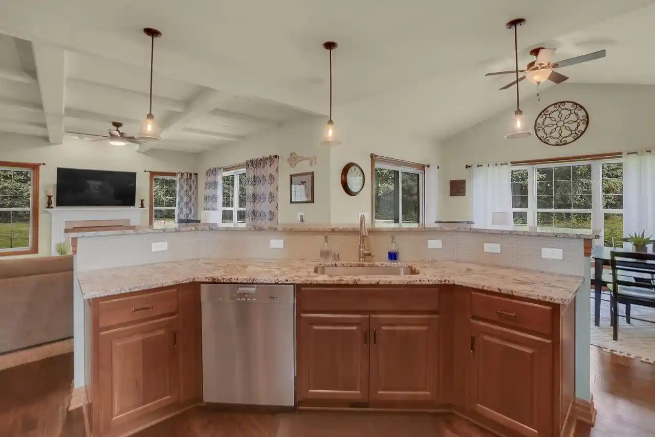 5th image of W270N2468 Orchard Lane Lane, Pewaukee, WI 53072 | MLS# 1976140