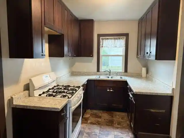 Photo 3 of Single family home for sale at 7229 Sheridan Road Road, Kenosha, WI 53143 | MLS# 1976142 | Listing updated on 2026-08-14
