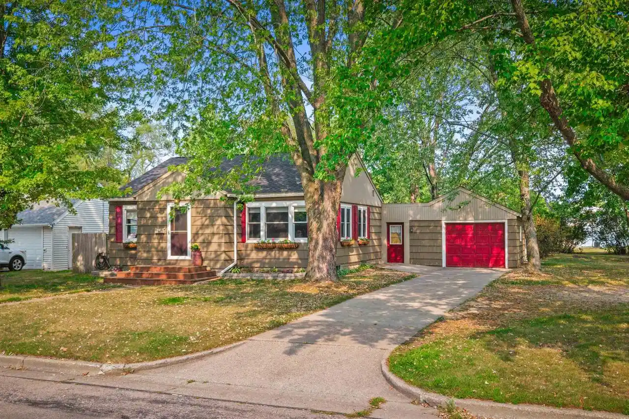 1st image of 1211 10th Street South, Wisconsin Rapids, WI 54494 | MLS# 22603937