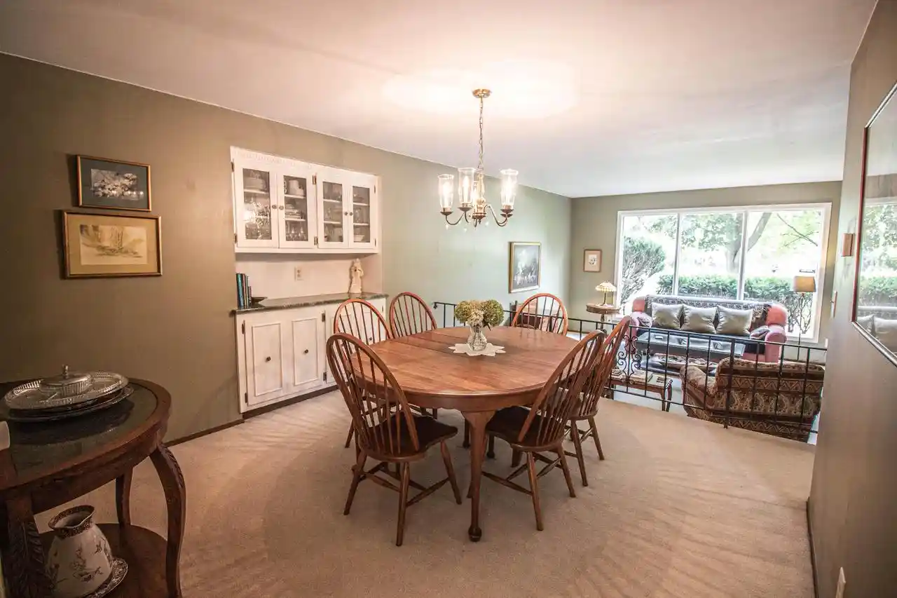 2nd image of 7343 Glencoe Dr Dr, Cedarburg, WI 53012 | MLS# 1976159