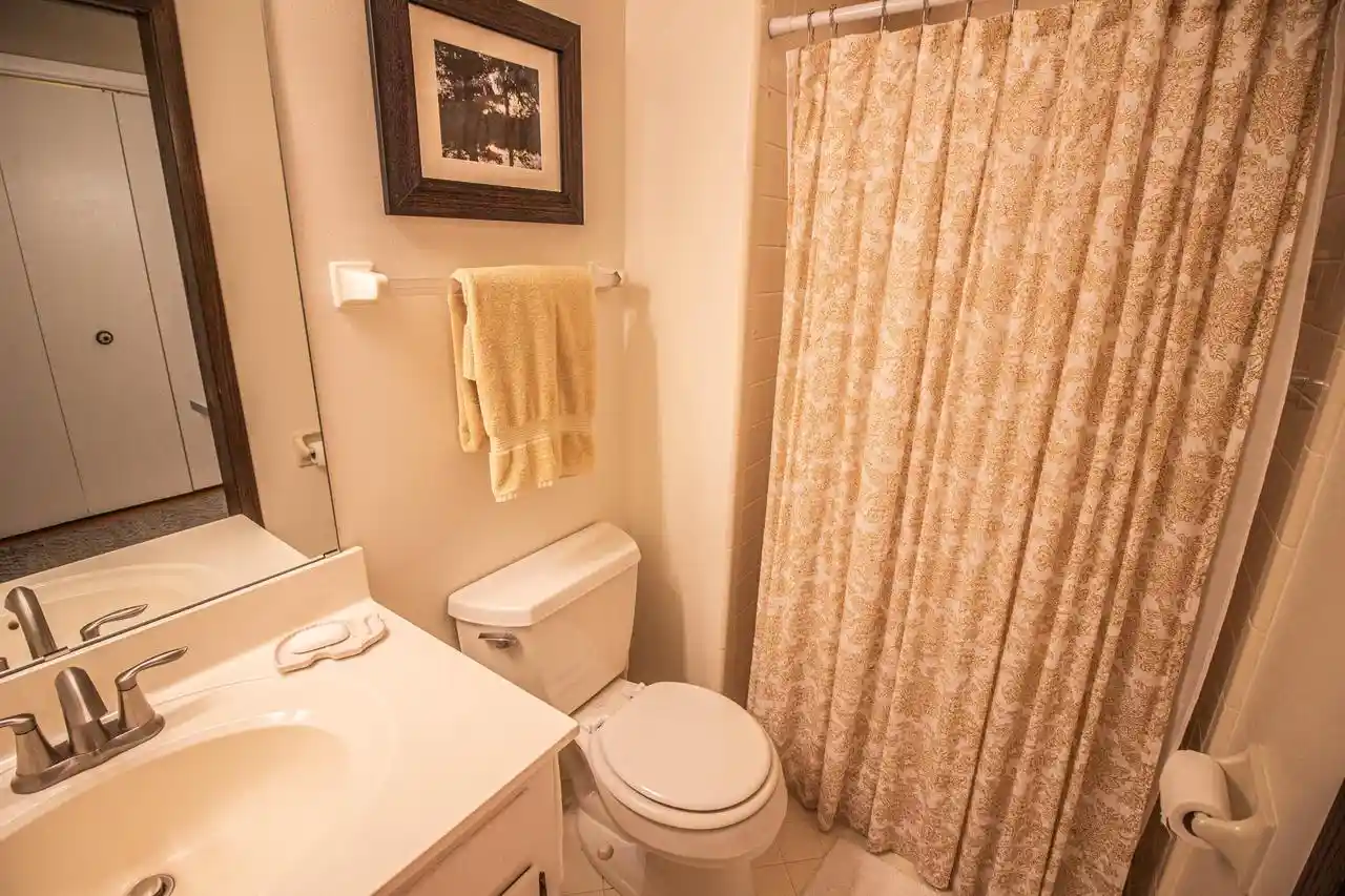 4th image of 7343 Glencoe Dr Dr, Cedarburg, WI 53012 | MLS# 1976159