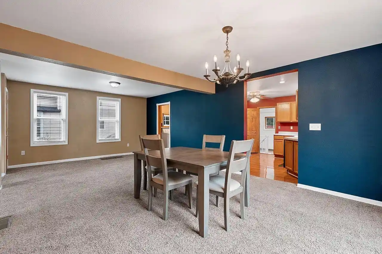 5th image of 713 Huron Street Street, Manitowoc, WI 54220 | MLS# 1976157