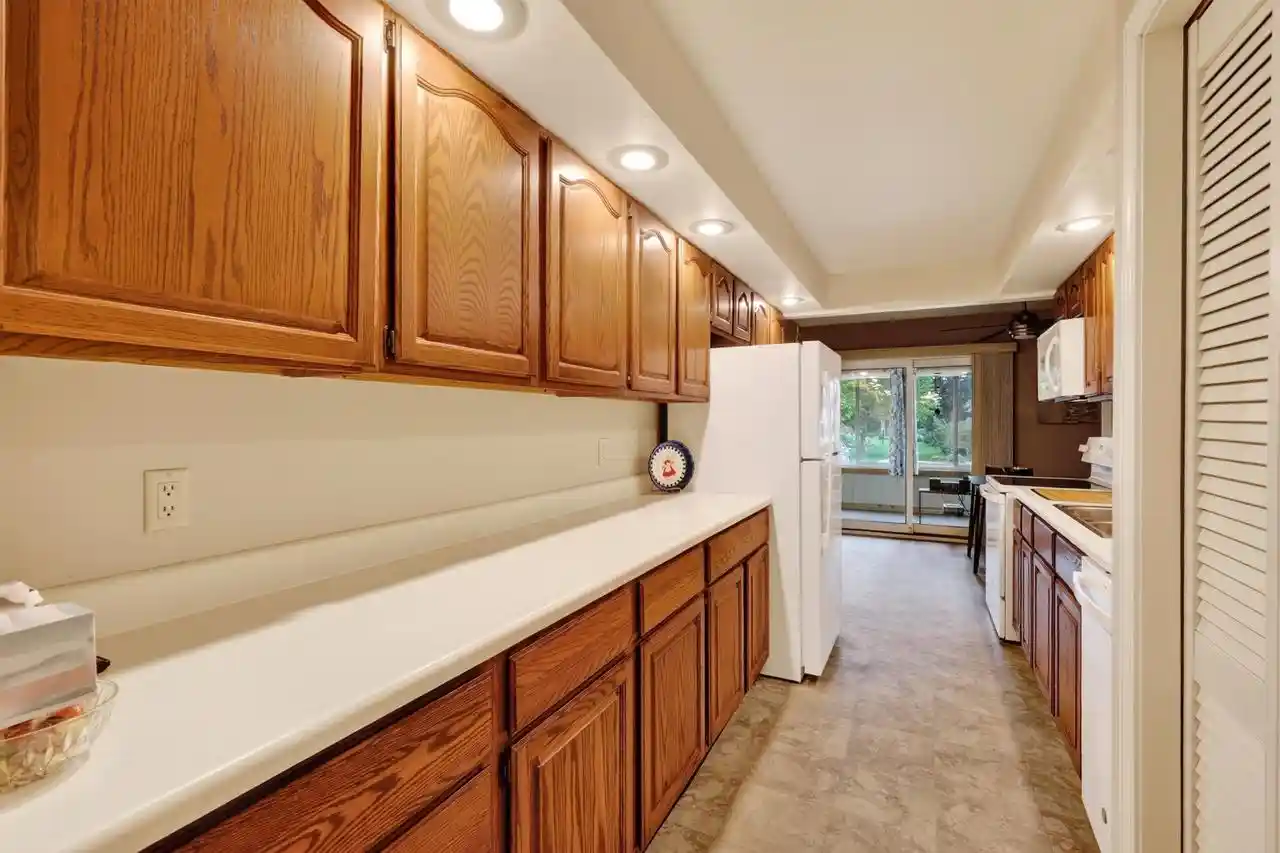 2nd image of 1522 Golf Vw Rd Rd, Madison, WI 53704