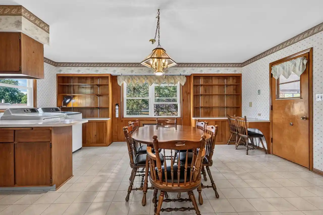 2nd image of 916 Jefferson Street Street, West Bend, WI 53090 | MLS# 1976167